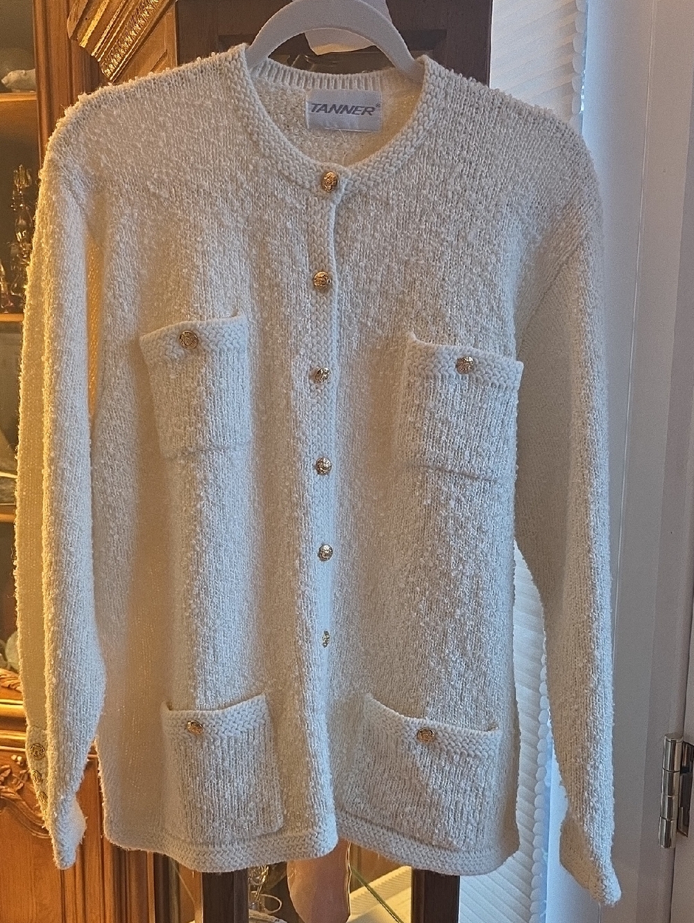 Vinrage Tanner Cream Bouclé Button-Front Cardigan Sweater